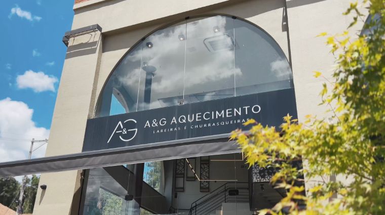 Fachada da loja A&G Aquecimento, em Gramado